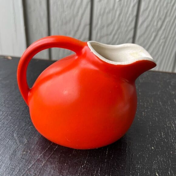 Vintage 1930s 5" Hall Ceramic Ball Creamer Pitcher Red Glaze Marked USA - Picture 1 of 14